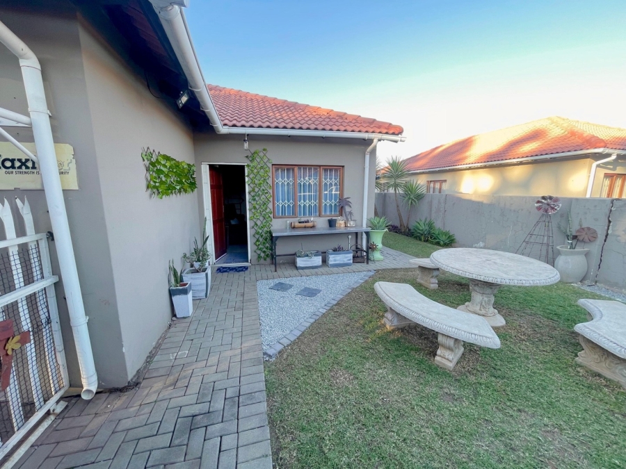 4 Bedroom Property for Sale in Waterval East North West